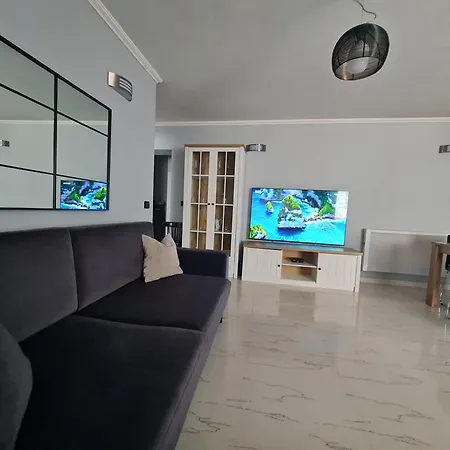 Edi's Apartments-cozy In The Center Appartement *